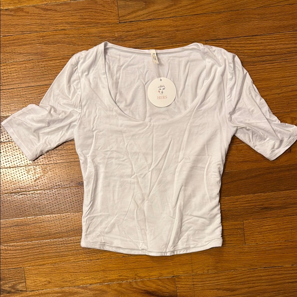 BE COOL White Scoop Neck Crop Top